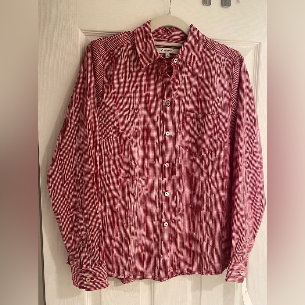 Long sleeve seersucker red striped button down shirt / The Hamptons by Foxcroft